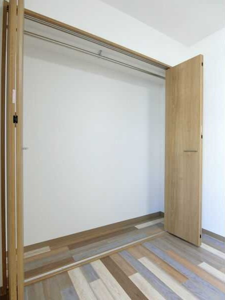 ヴァンクール城東の収納|ヴァンクール城東　クローゼット