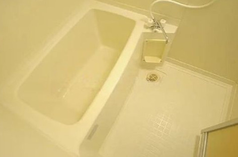 ユーコート住吉の浴室|日々の疲れを癒すお風呂付です