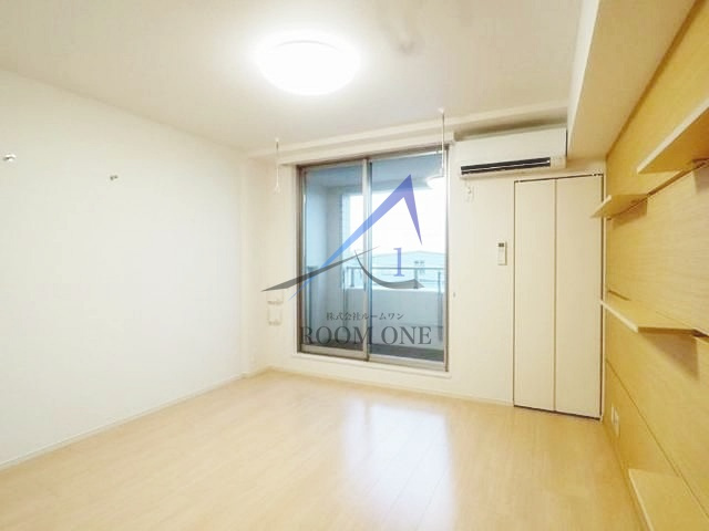 リュー・セレノの居間・リビング|洋室のお部屋です。