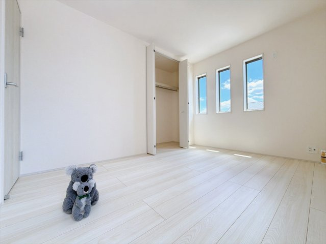 【洋室】 | 渋川市金井　新築住宅 | 「どんな家具を置こうかな」とワクワクする。好みのこだわりのお部屋にしてじぶんだけの部屋でゆったりと寛げます。