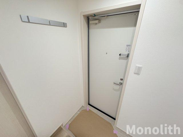 フジパレスレーヴⅠ番館の玄関
