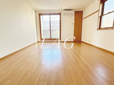 【居間・リビング】 | ケイズコート | 洋室のお部屋です。