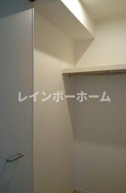 入間郡三芳町大字藤久保のアパートの収納
