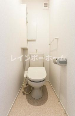 入間郡三芳町大字藤久保のアパートのトイレ