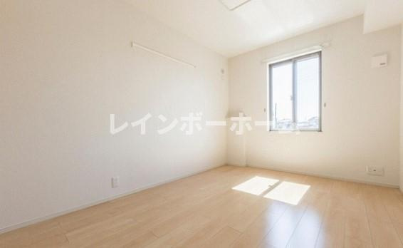 入間郡三芳町大字藤久保のアパートの内装