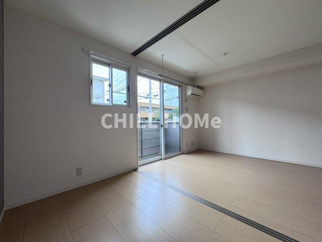 ルミエールＦの居間・リビング|当社、チルホームのHPもご覧ください(^^)/物件情報多数♪
