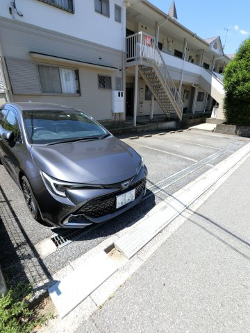 ヒルサイドおゆみ野A棟の駐車場