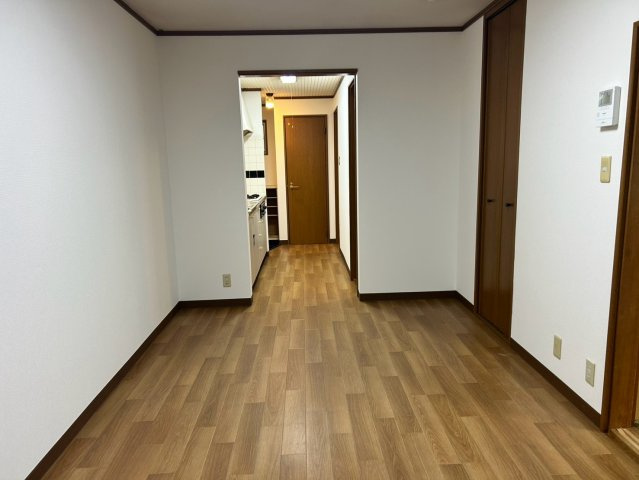 ヒルサイドおゆみ野A棟の居間・リビング|※他のお部屋の似た間取りのお写真です