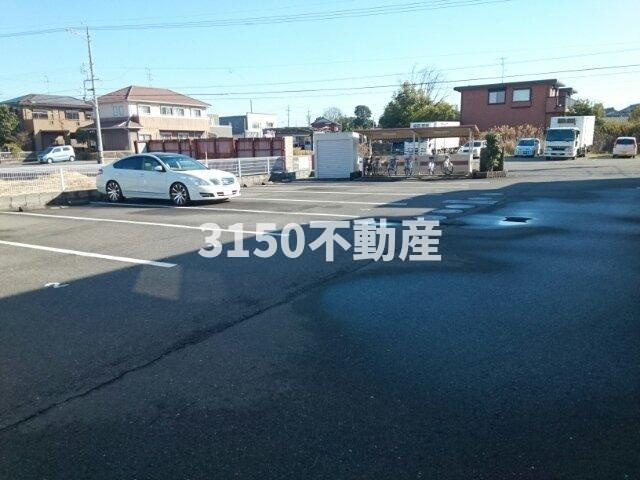 ア・ラ・モードパレスの駐車場|駐車場です