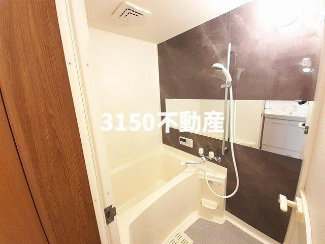 ア・ラ・モードパレスの浴室|コンパクトで使いやすいお風呂です