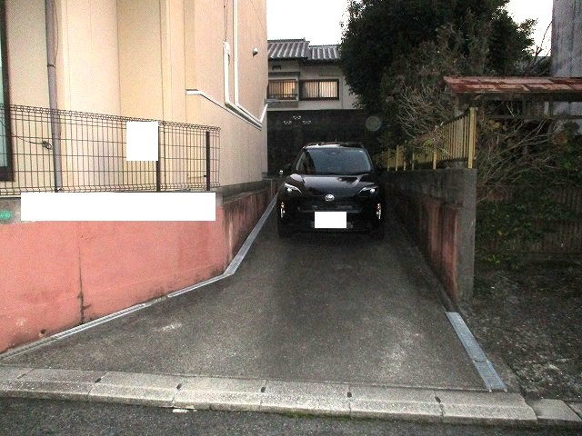 小嶺台四丁目14番10号（C-34）の駐車場