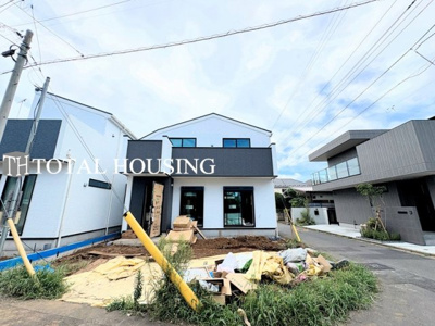 【前面道路含む現地写真】 | 国分寺市西町3丁目　新築戸建　全3棟