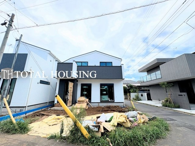 【前面道路含む現地写真】 | 国分寺市西町3丁目　新築戸建　全3棟