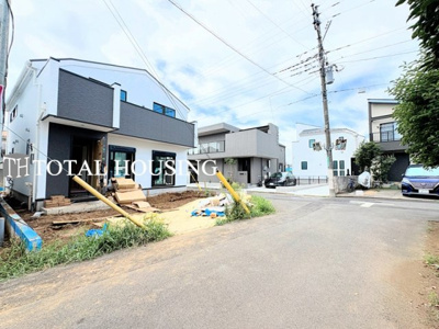 【前面道路含む現地写真】 | 国分寺市西町3丁目　新築戸建　全３棟