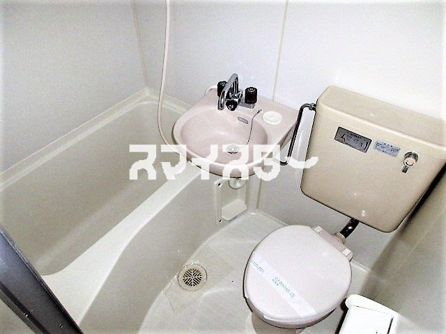 青梅市野上町３丁目の賃貸マンションの洗面所