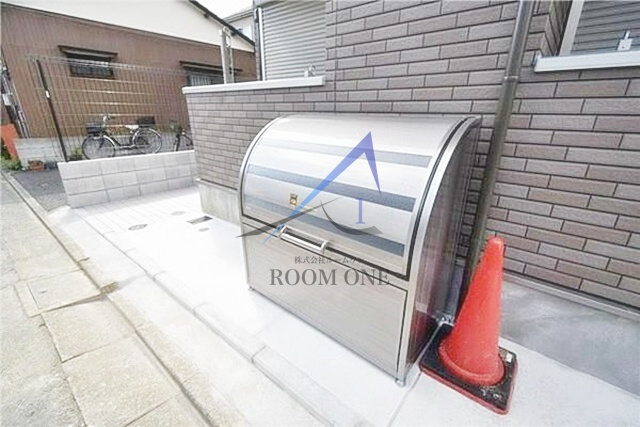 ログリア江北のその他共用部分|敷地内ごみ置き場です。