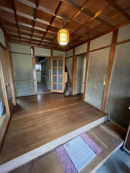 沢渡町借家　　刈谷市近郊の賃貸ならクラスホーム刈谷店の玄関