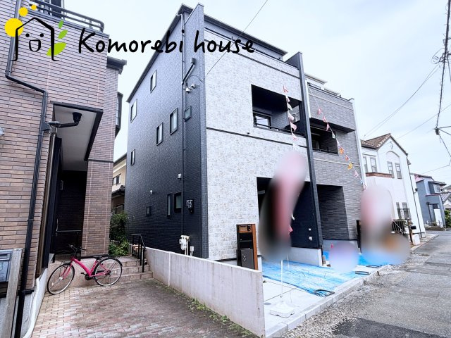 さいたま市北区日進町2丁目　4期　新築一戸建て　ブルーミングガーデン　01