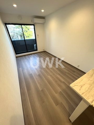 THE GARNET SUITE RESIDENCE 清水五条EASTの居間・リビング