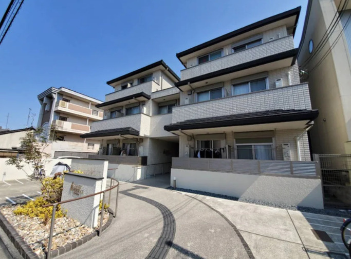 GARNET RESIDENCE 丹波橋