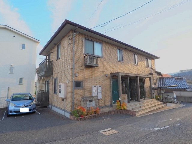 ＣＲＥＳＴ　ＮＩＳＨＩＨＡＲＡ