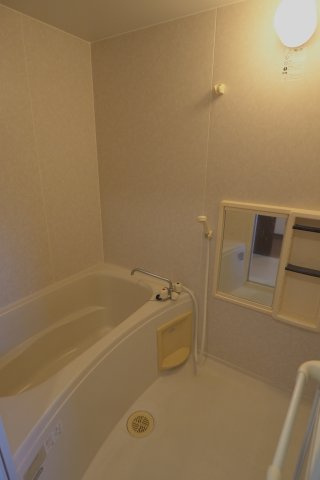 なかすじ壱番館の浴室