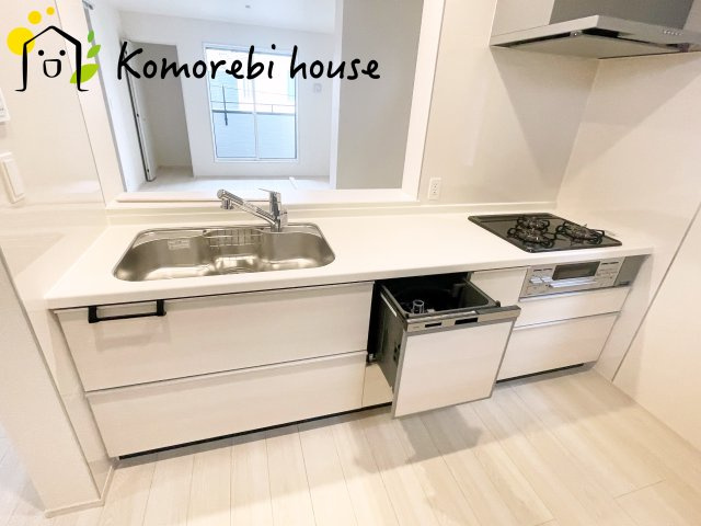 さいたま市北区日進町2丁目　4期　新築一戸建て　ブルーミングガーデン　02のキッチン|26.9.18