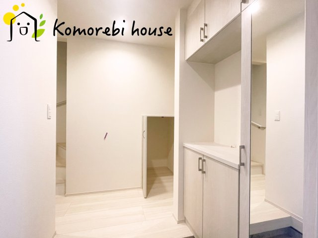 さいたま市北区日進町2丁目　4期　新築一戸建て　ブルーミングガーデン　02の玄関|26.9.18