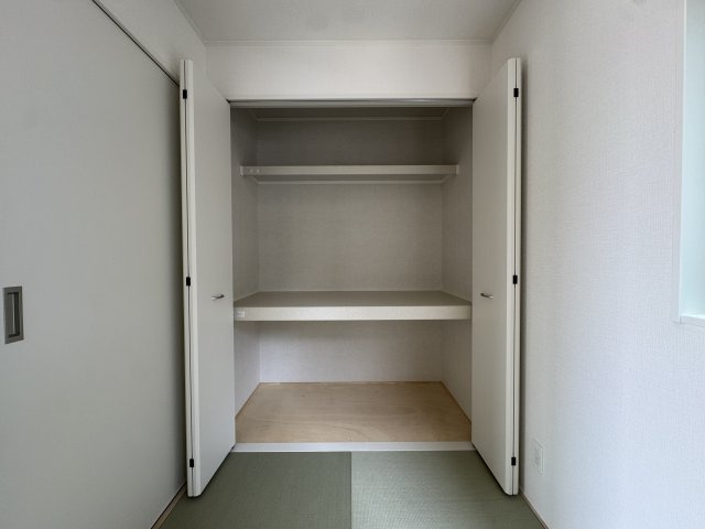 神戸市西区伊川谷町有瀬新築戸建１号棟の収納