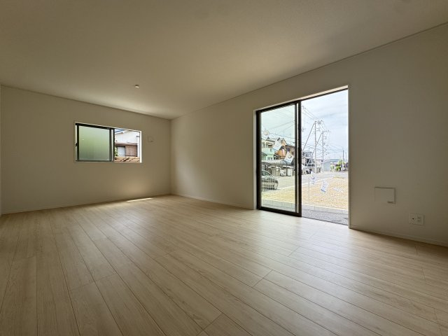 神戸市西区伊川谷町有瀬新築戸建１号棟の居間・リビング