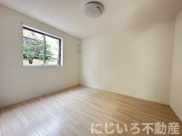 H＆C　CRECIA　立花の寝室