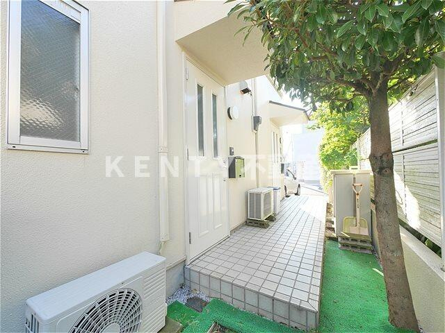 【エントランス】 | プラムセブン | 建物の内部です