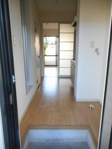 ラスクの玄関|明るい玄関です