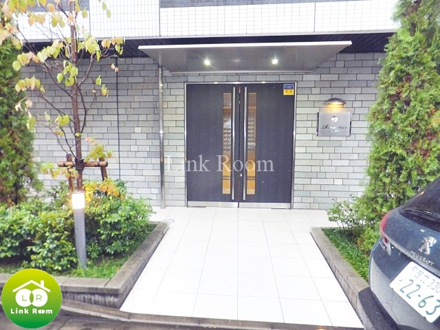 ライジングプレイス押上三番館のエントランス