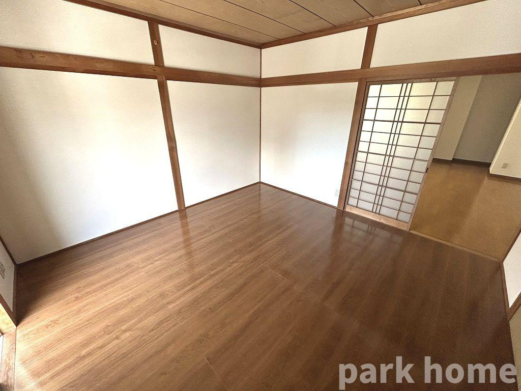 コーポプチクレールの洋室|ゆったりした洋室です
