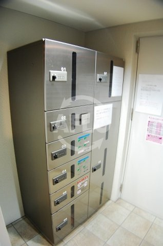 エステムコート心斎橋EASTⅢエクシードのその他共用部分|エステムコート心斎橋EASTIIIエクシード　宅配ボックス