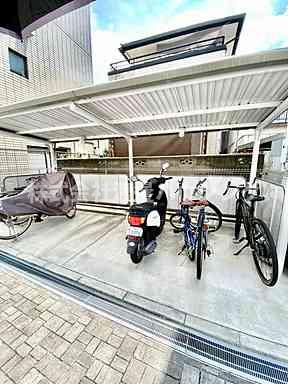 グラントレゾールファーストのその他共用部分|自転車置き場