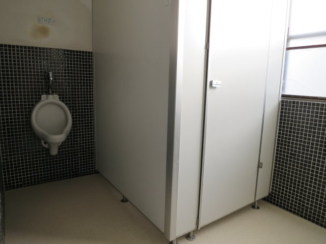 X棟のトイレ|２Fの共用トイレです。