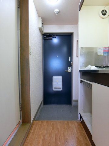ガウディⅩの玄関|※室内写真は他のお部屋の参考写真です。