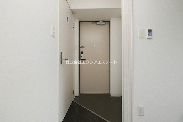 ＡＭ夕陽丘セカンドの玄関