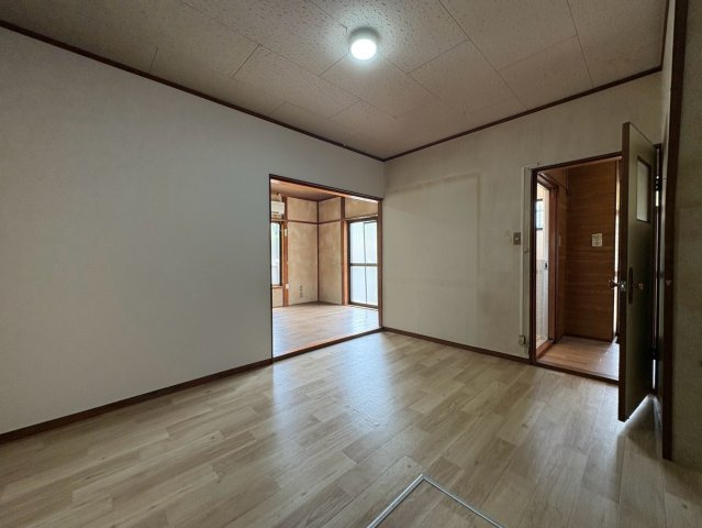 錦織南2丁目戸建の内装
