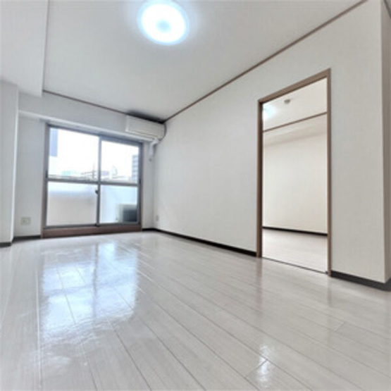 【居間・リビング】シャルマンヤマフク