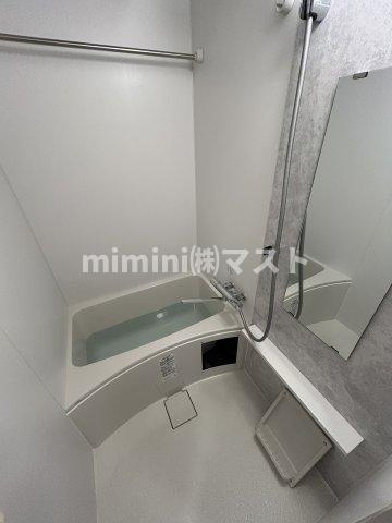 エスリード弁天町ルシェンテの浴室