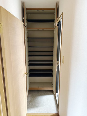 【玄関】 | クラフト5番館