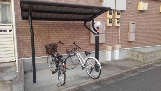 レオネクスト向台のその他|屋根付き駐輪場
