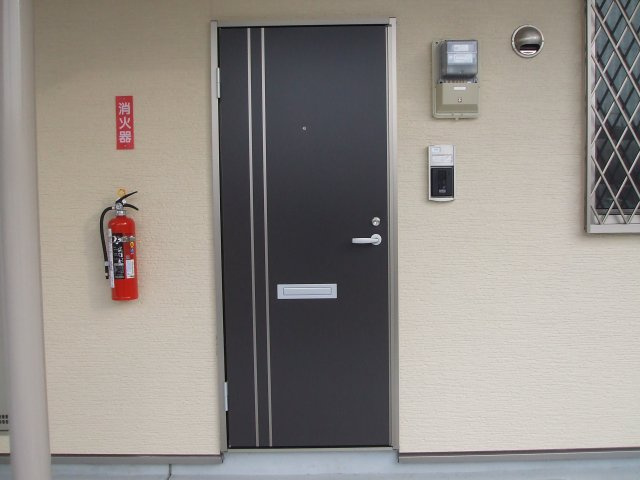 トップペアー福甚No.3の玄関|落ち着いた玄関です