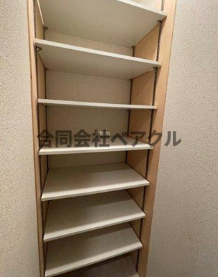 【収納】 | ロイヤルステイツ御所南 | 収納のためのスペースです