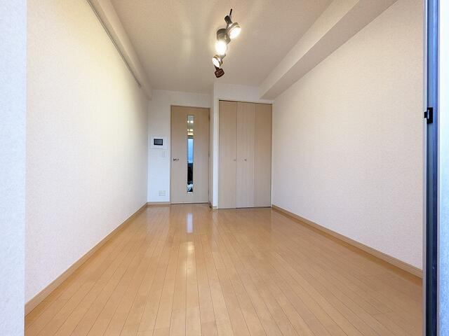 レガリアヒルズ代々木の洋室|フローリングのお部屋です