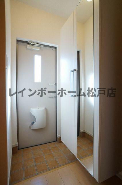 【非対面対応】接客・申込・契約オンライン！LINE×相談可！の玄関
