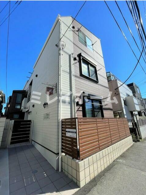 ルノン大鳥居の外観
